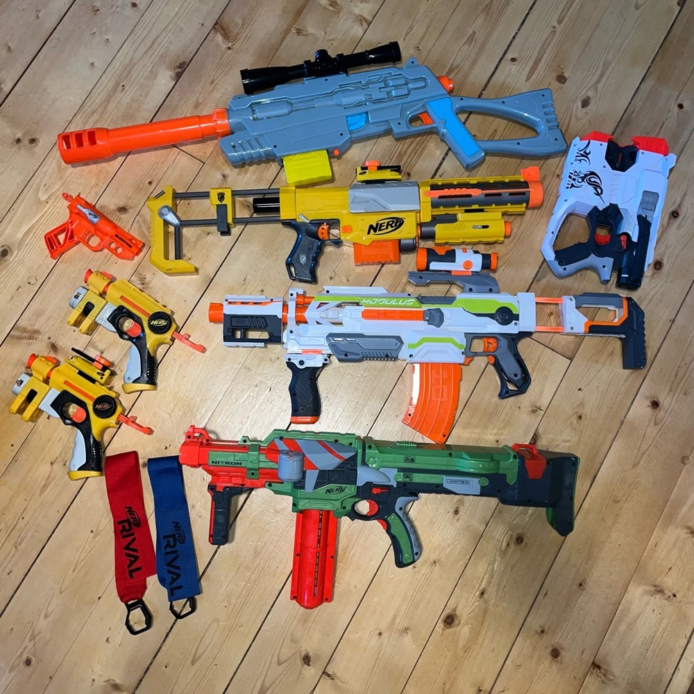 Huge Nerf Blaster Bundle